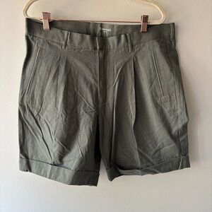 Entireworld. Mens 100% cotton  Shorts‎ Size 34 pleated Rare Deadstock